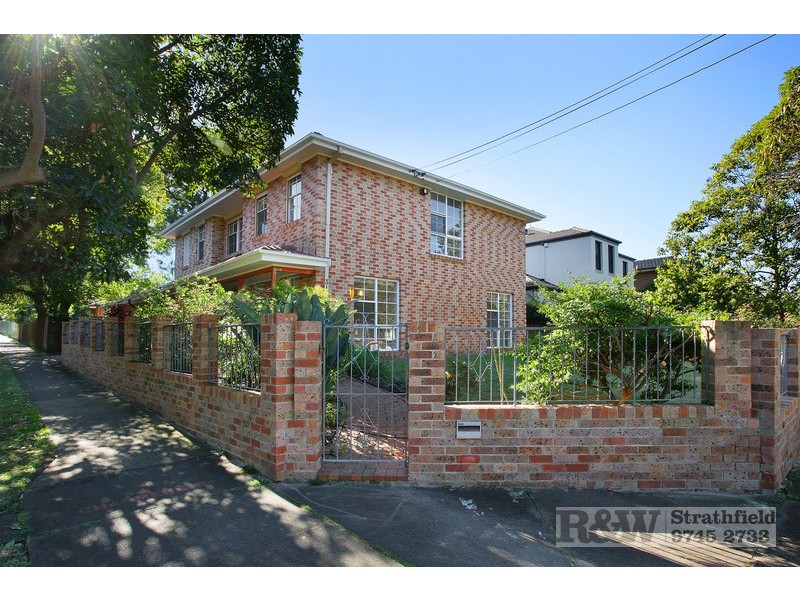 31 GELLING AVENUE, Strathfield NSW 2135