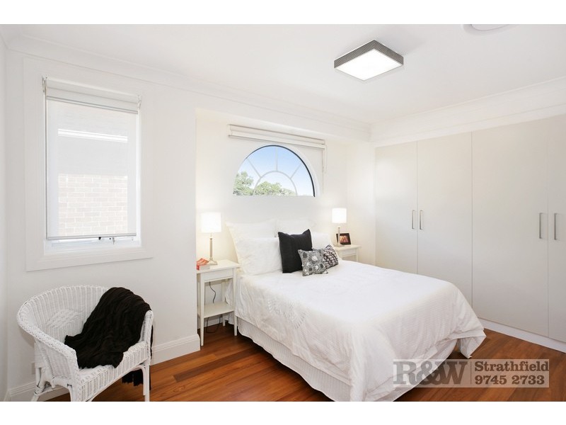 30 COTSWOLD ROAD, Strathfield NSW 2135