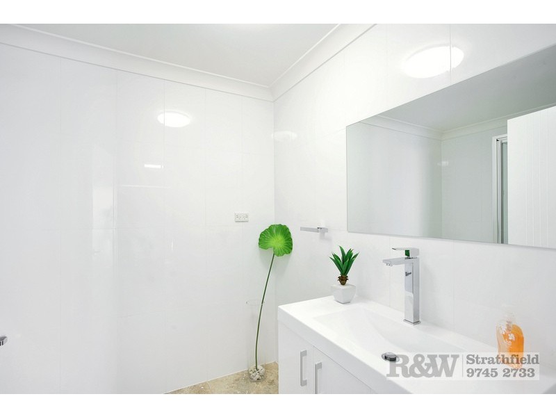 30 COTSWOLD ROAD, Strathfield NSW 2135