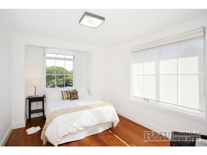 30 COTSWOLD ROAD, Strathfield NSW 2135