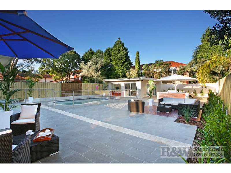 30 COTSWOLD ROAD, Strathfield NSW 2135