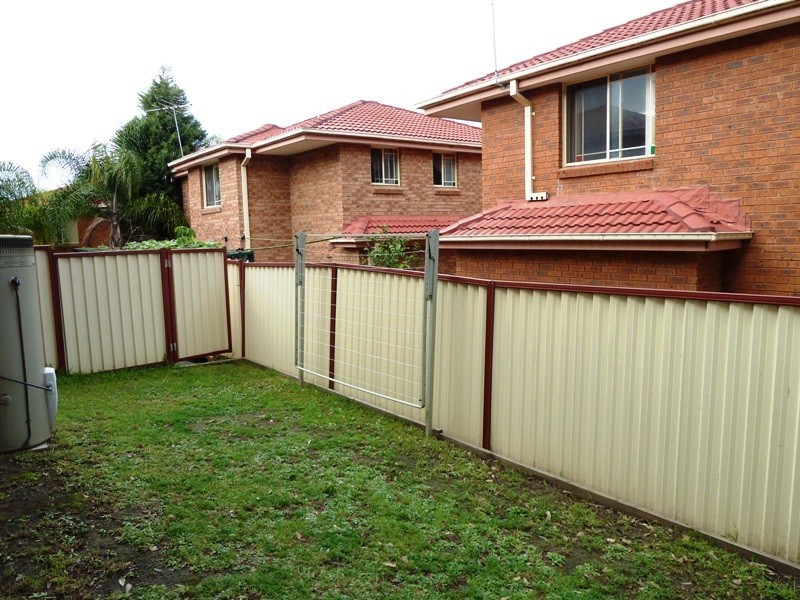 3/31 Tangarra st, Croydon Park NSW 2133
