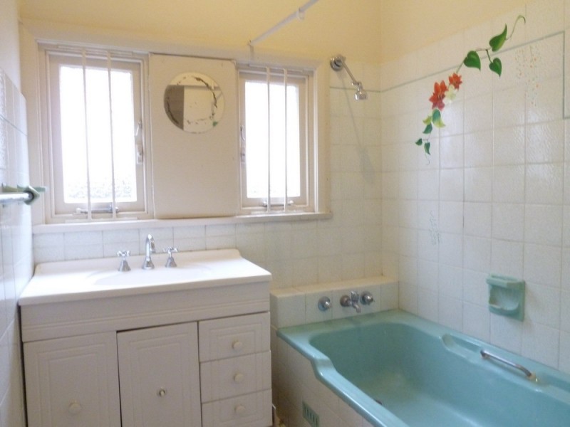 86A WENTWORTH ROAD, Burwood NSW 2134