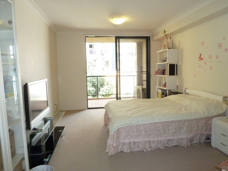 Strathfield NSW 2135