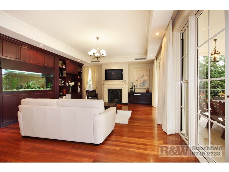 5 MYEE AVENUE, Strathfield NSW 2135