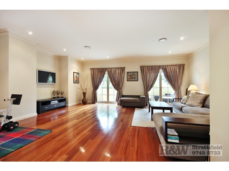 5 MYEE AVENUE, Strathfield NSW 2135