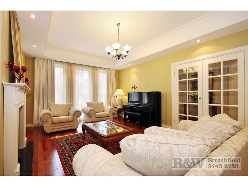 5 MYEE AVENUE, Strathfield NSW 2135