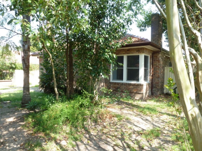 19 AMAROO AVENUE, Strathfield NSW 2135