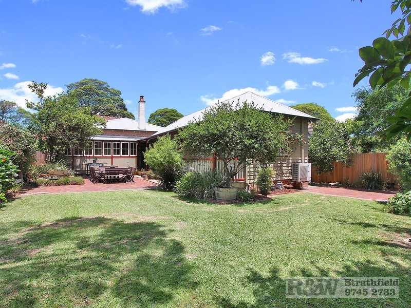 33 ABBOTSFORD ROAD, Homebush NSW 2140