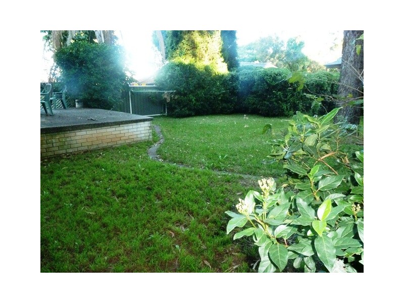 3 ISLINGTON CRESCENT, Greenacre NSW 2190