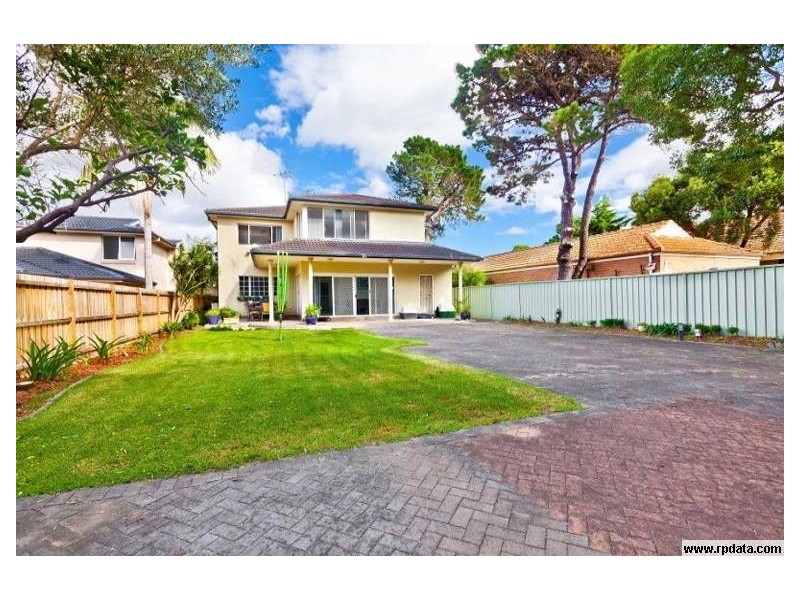 28 COTSWOLD ROAD, Strathfield NSW 2135