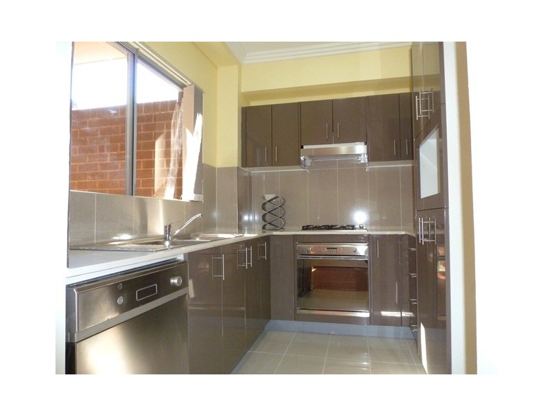 17/2-4 Redmyre Rd (also known as 43 The Boulevarde), Strathfield NSW 2135