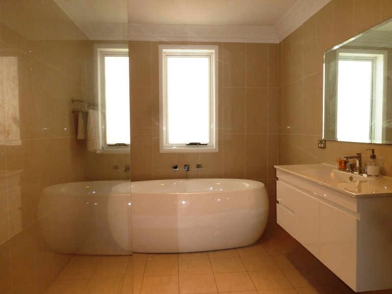 10 LINDSAY ST, Burwood NSW 2134