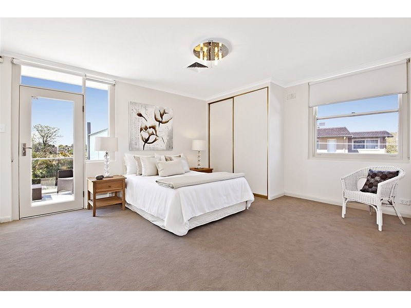 5A MCDONALD CRESCENT, Strathfield NSW 2135