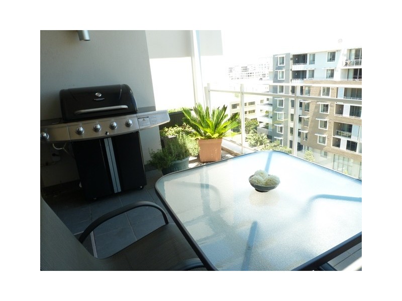 808/1 STROMBOLI STRAIT, Wentworth Point NSW 2127