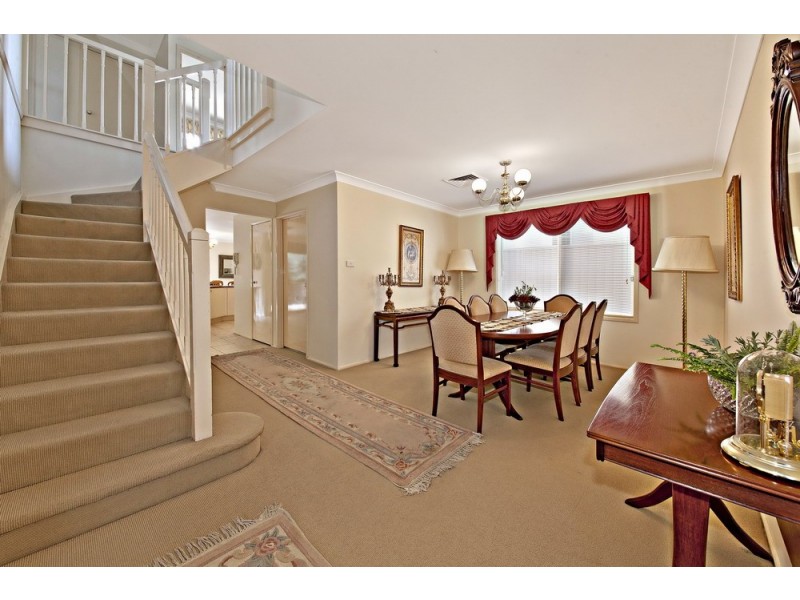 33 HOLMWOOD AVENUE, Strathfield South NSW 2136