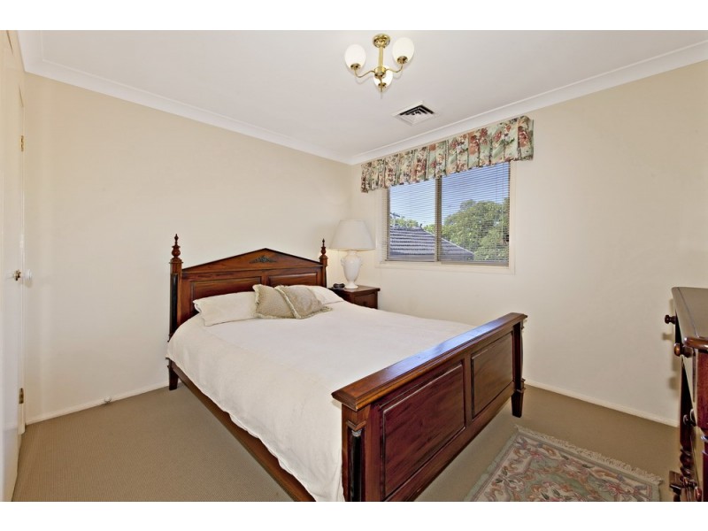 33 HOLMWOOD AVENUE, Strathfield South NSW 2136