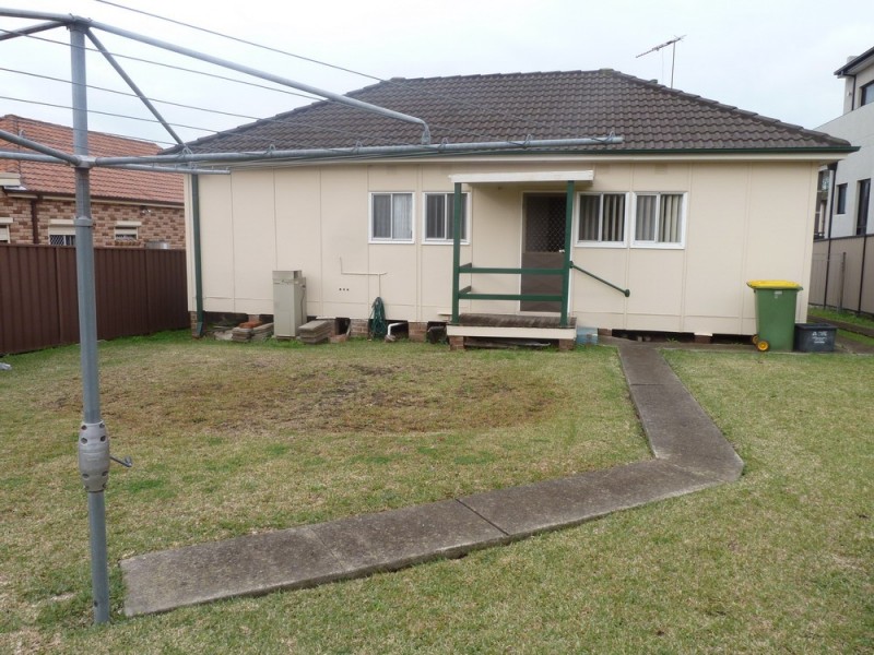 70 MAIDEN STREET, Greenacre NSW 2190