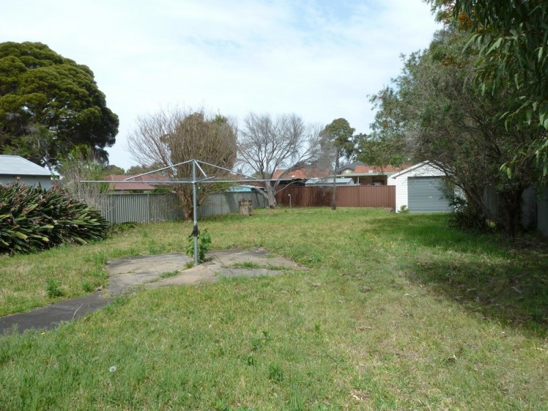 13 MUNRO STREET, Sefton NSW 2162
