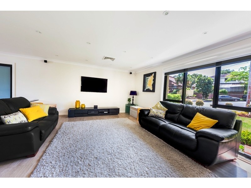 4 EVERITT PLACE, Strathfield South NSW 2136