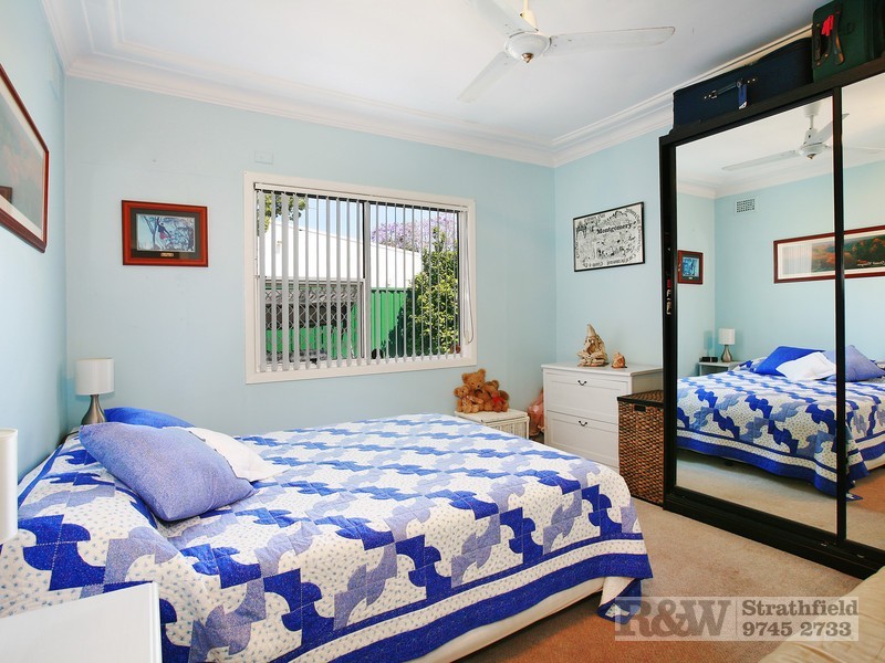 2 BEDE STREET, Strathfield South NSW 2136