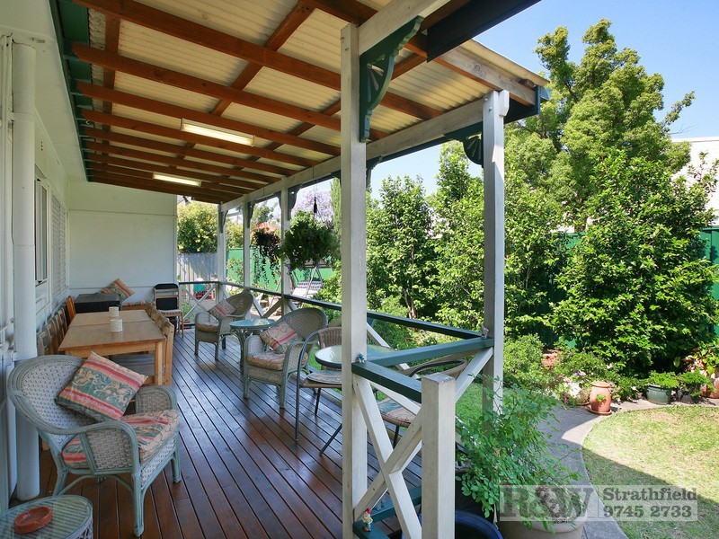 2 BEDE STREET, Strathfield South NSW 2136