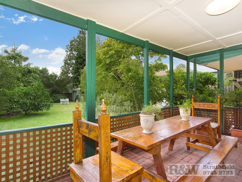 5 OXFORD ROAD, Strathfield NSW 2135