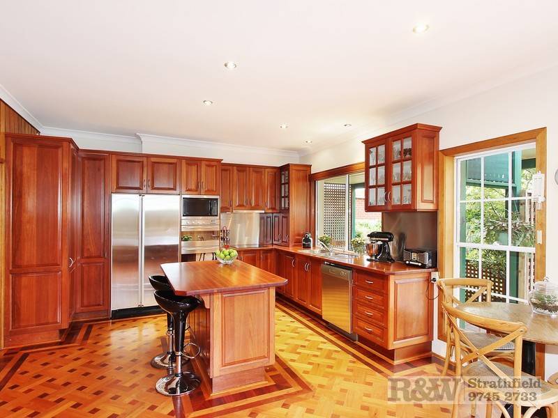 5 OXFORD ROAD, Strathfield NSW 2135