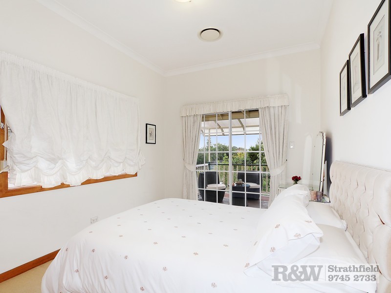 5 OXFORD ROAD, Strathfield NSW 2135