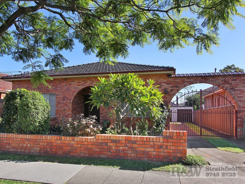33 MOSELY STREET, Strathfield NSW 2135