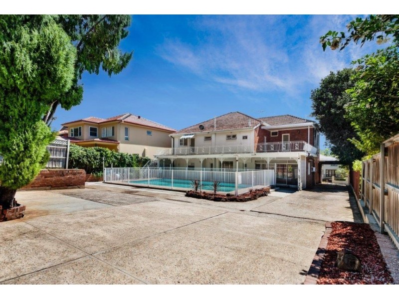 20 AGNES  ST, Strathfield NSW 2135