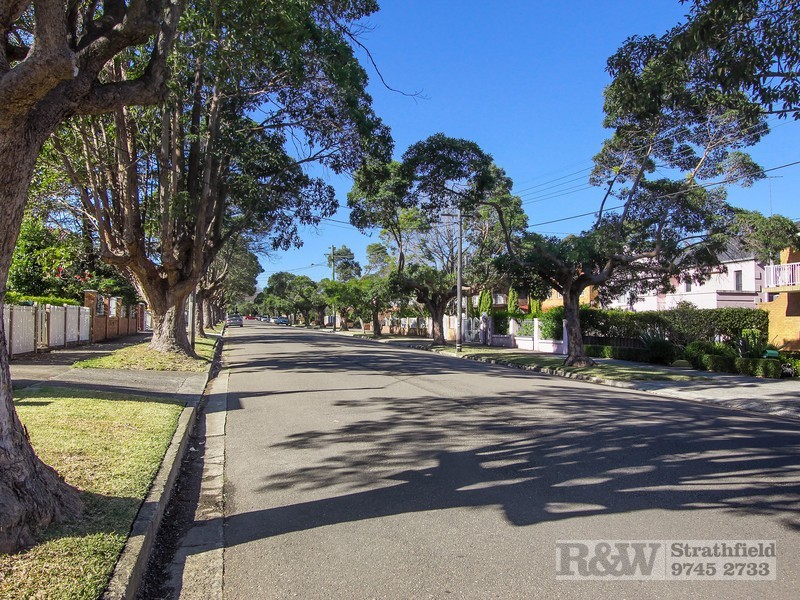22 GELLING AVENUE, Strathfield NSW 2135