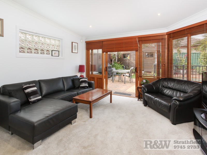 1 SWAN AVENUE, Strathfield NSW 2135