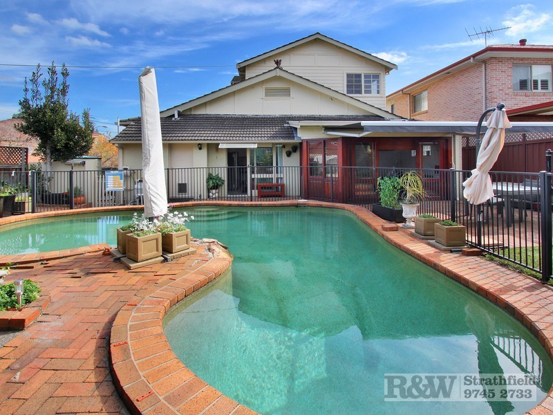 1 SWAN AVENUE, Strathfield NSW 2135