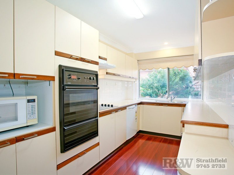 2/27 CHURCHILL AVENUE, Strathfield NSW 2135