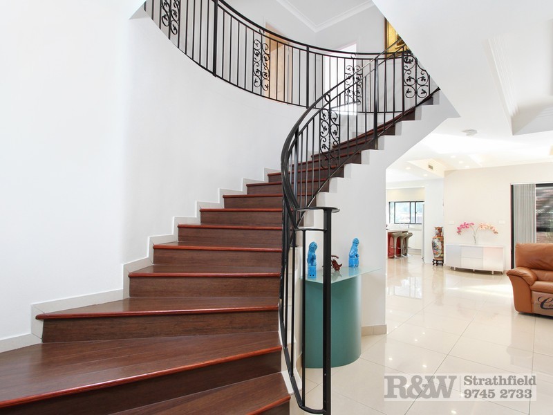 271 HOMEBUSH ROAD, Strathfield South NSW 2136