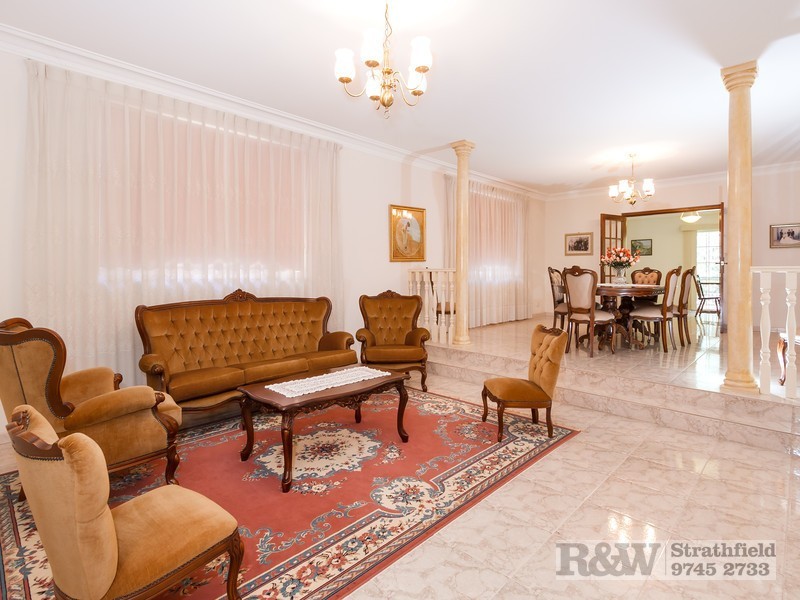 8 GELLING AVENUE, Strathfield NSW 2135