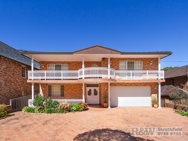 8 GELLING AVENUE, Strathfield NSW 2135