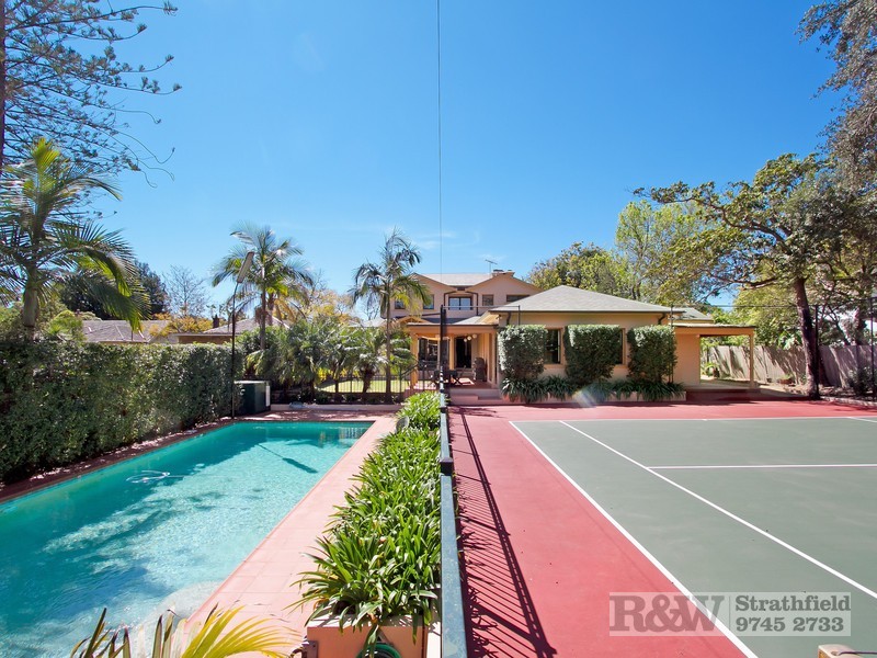 82 ABBOTSFORD ROAD, Homebush NSW 2140