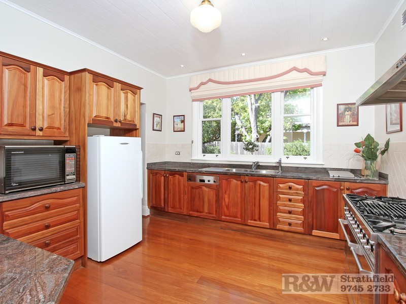 82 ABBOTSFORD ROAD, Homebush NSW 2140