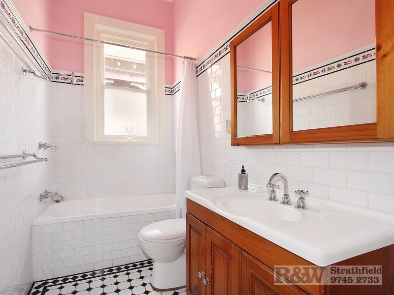 30 ABBOTSFORD ROAD, Homebush NSW 2140