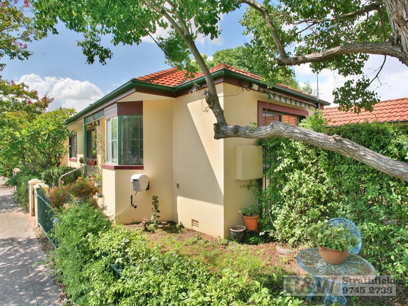 2A QUEEN ST, Croydon NSW 2132