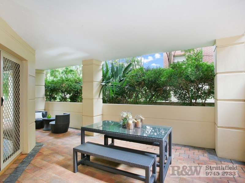 1/247G Burwood Rd, Concord NSW 2137