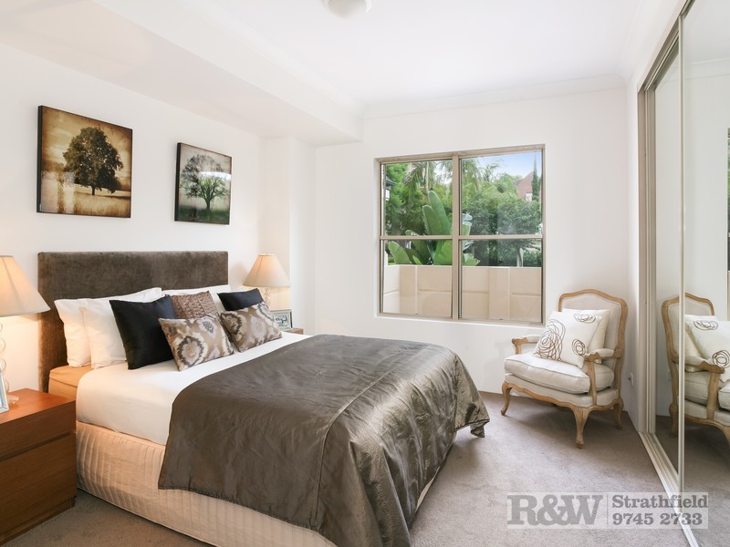 1/247G Burwood Rd, Concord NSW 2137