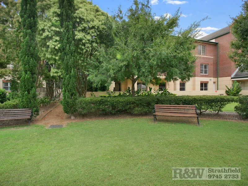 1/247G Burwood Rd, Concord NSW 2137