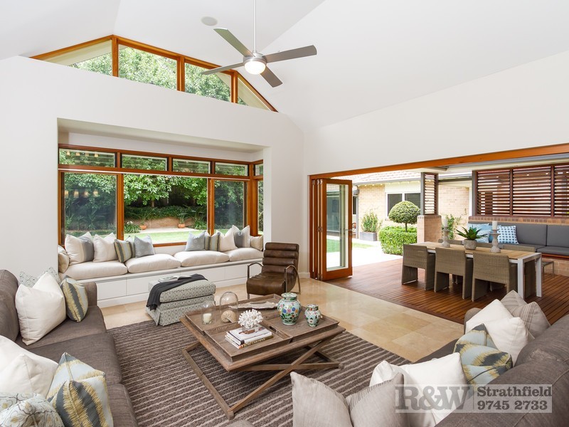 4 APPIAN WAY, Burwood NSW 2134