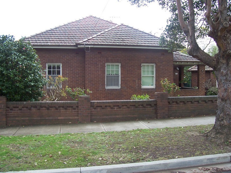 37 BERESFORD ROAD, Strathfield NSW 2135