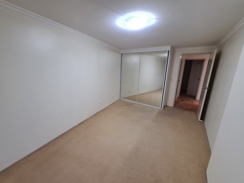 21/6-8 THE CRESCENT, Homebush NSW 2140