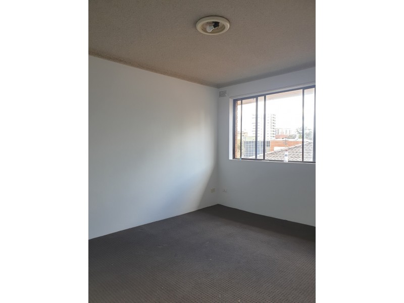 8/40 NORTHUMBERLAND ROAD, Auburn NSW 2144