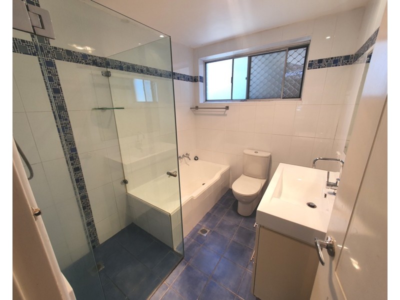 2/31 CHURCHILL AVENUE, Strathfield NSW 2135